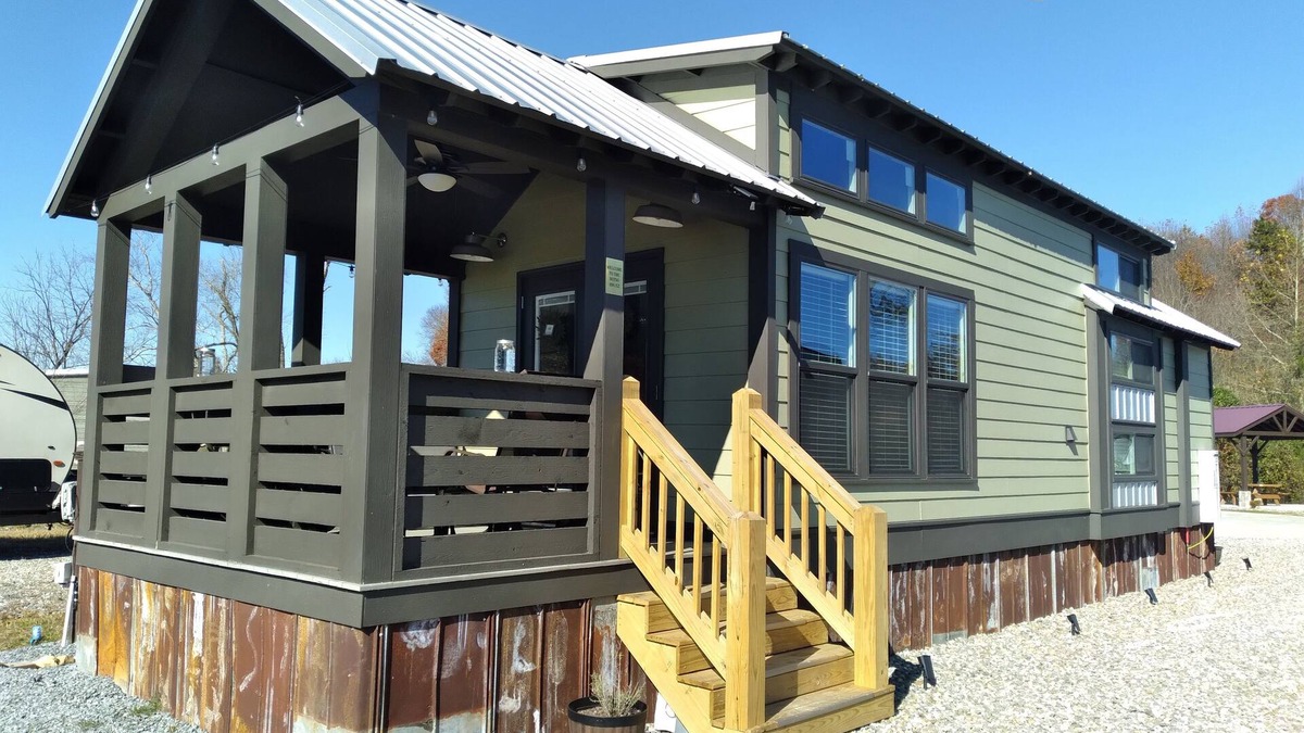 Morganton Cabin | Summer Fun in Blue Ridge☀️Mins from Downtown Activities