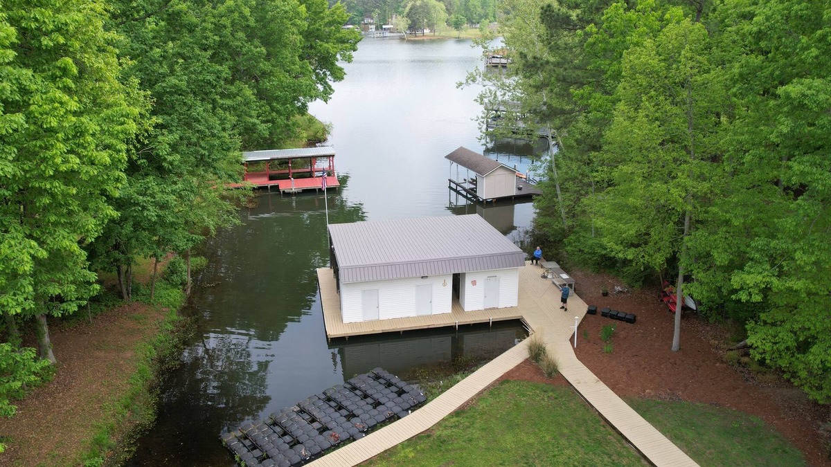 Henrico House | SUMMER FUN on Jimmies Creek Lake Gaston!