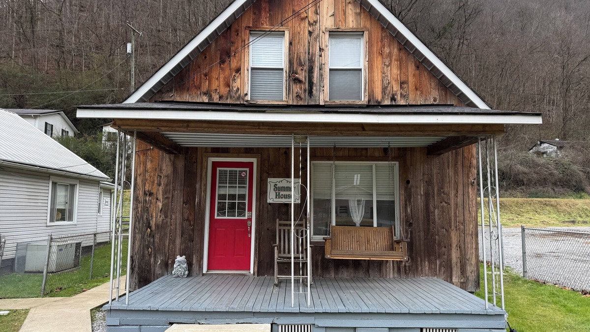 Gilbert House | Summer House 2 Bedroom Lodge