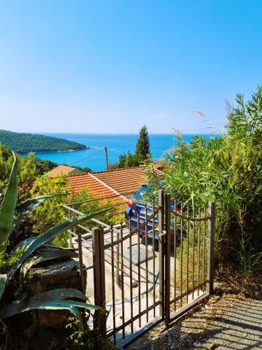 Utjeha Apartment | Summer house Kruce