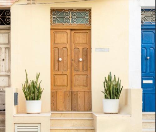 St. Paul's Bay House | Summer House