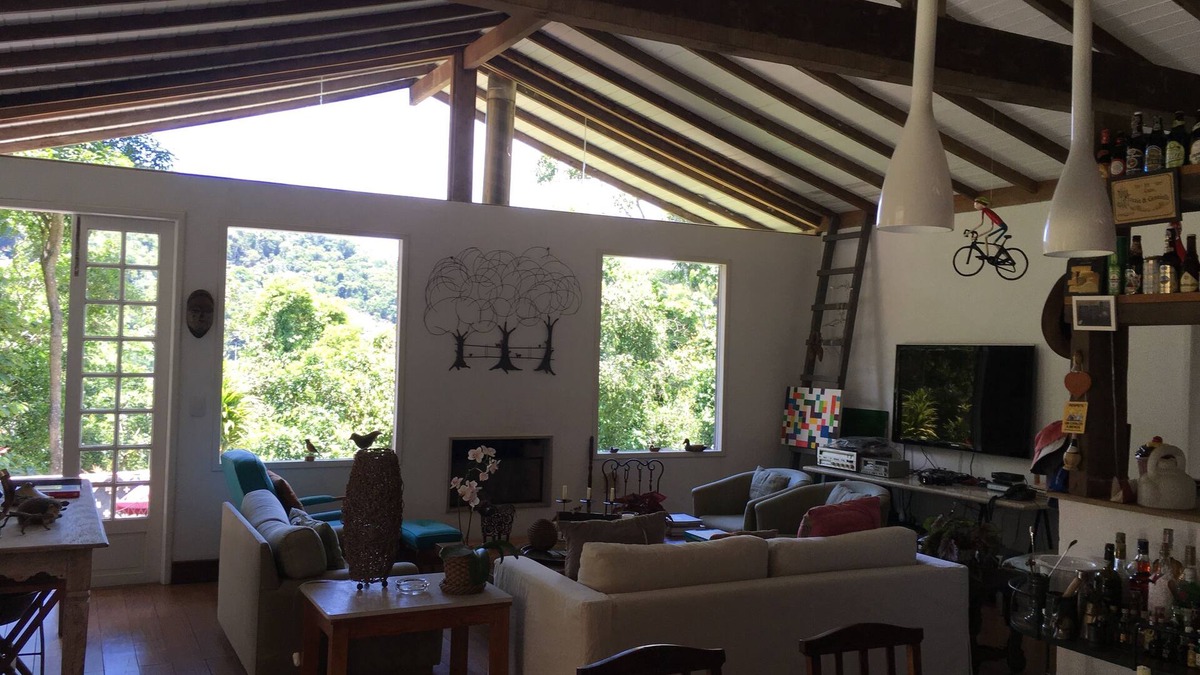 Araras House | Summer house, super wooded, rural setting with city amenities