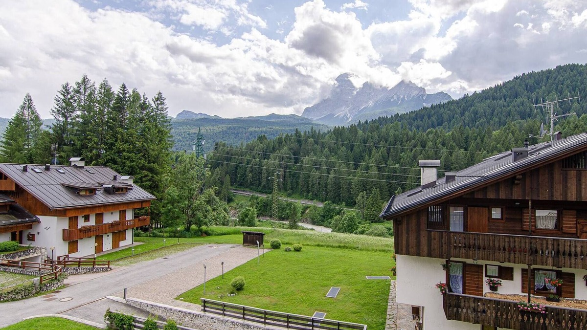 San Vito di Cadore Apartment | Summer in the mountains