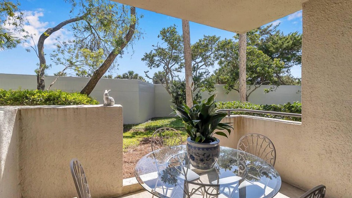 Sawgrass Condo | Summer Place Bliss condo near beach w/pvt patio