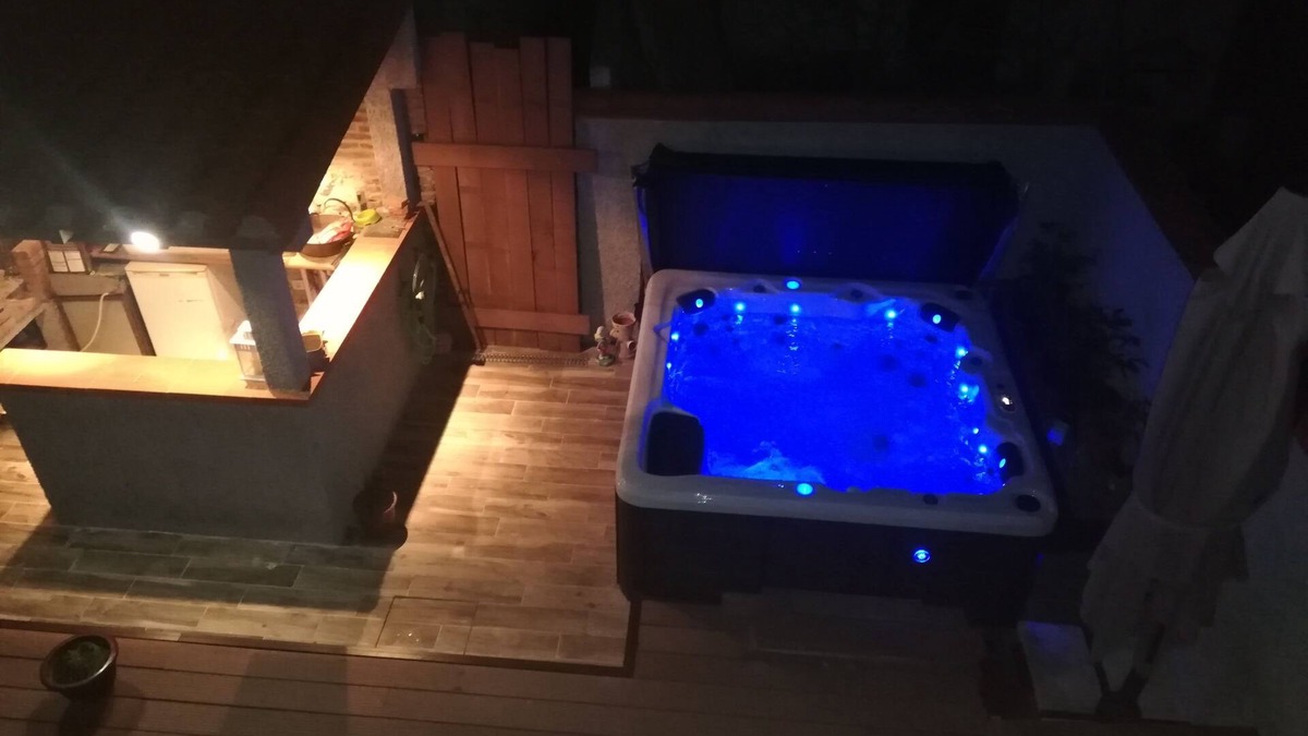 Thuir Villa | Summer rental beautiful house for 8 people with jacuzzi 25 minutes from Canet