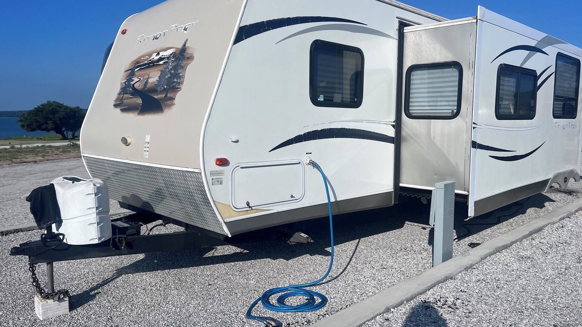 Bridgeport Resort | Summer’s Paradise: Your Dream Lakeside Getaway