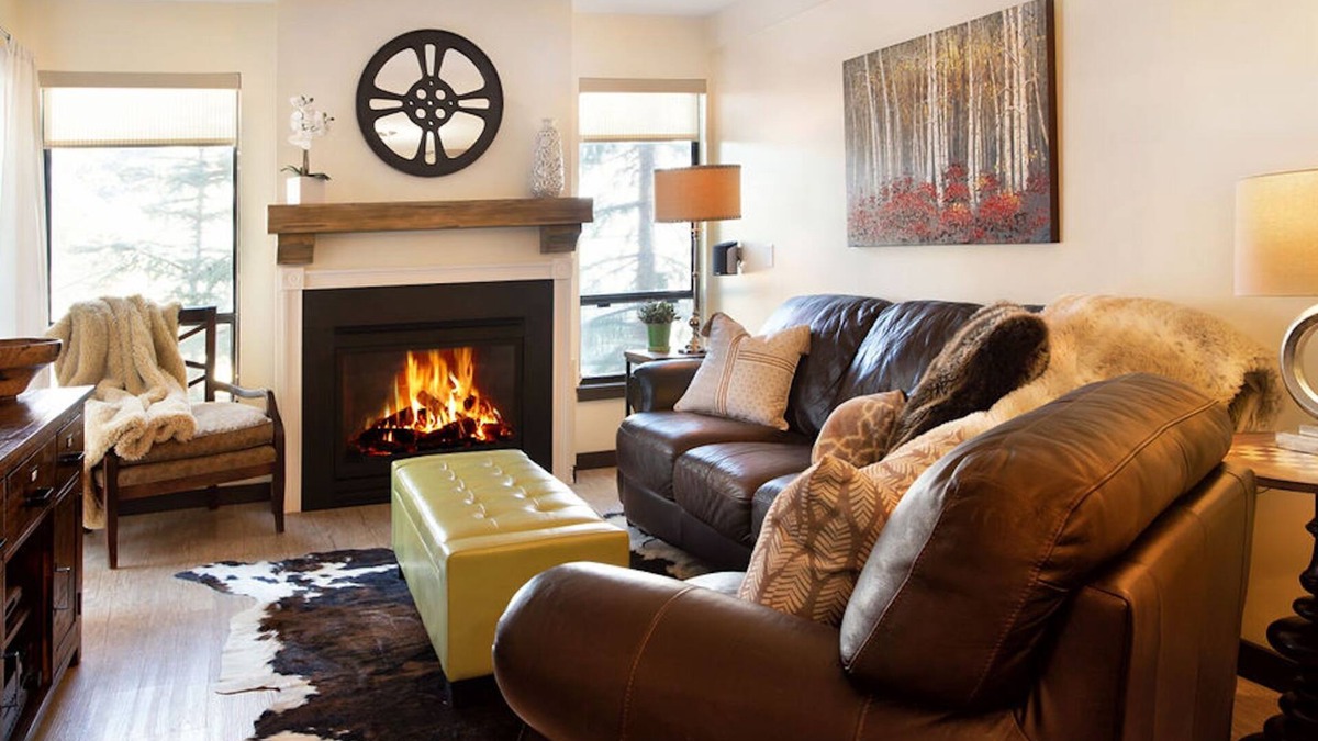 Downtown Park City Condo | SUMMER SPECIALS, 5 Min Walk to Historic Main St. Hike, Bike, right out the door