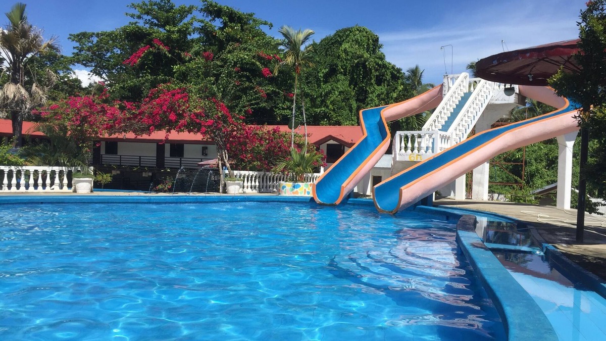 Gingoog Hotel | Summer Splash Resort