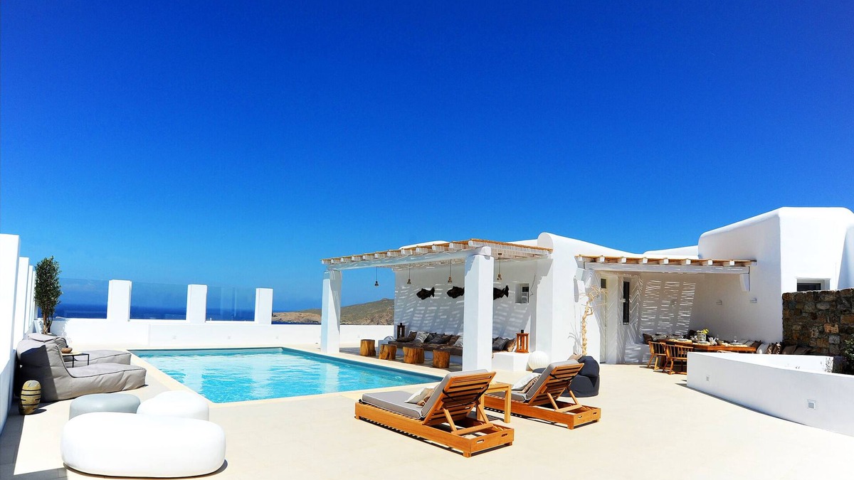 Panormos Villa | Summer villa with an artistic touch near Panormos