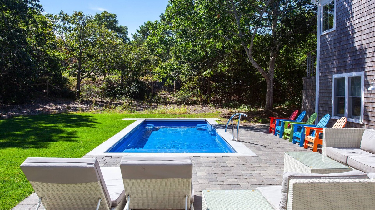 Campground Landing House | Summersweet - Dog Friendly 4 Bedroom with Pool, 2 Min Walk to Beach