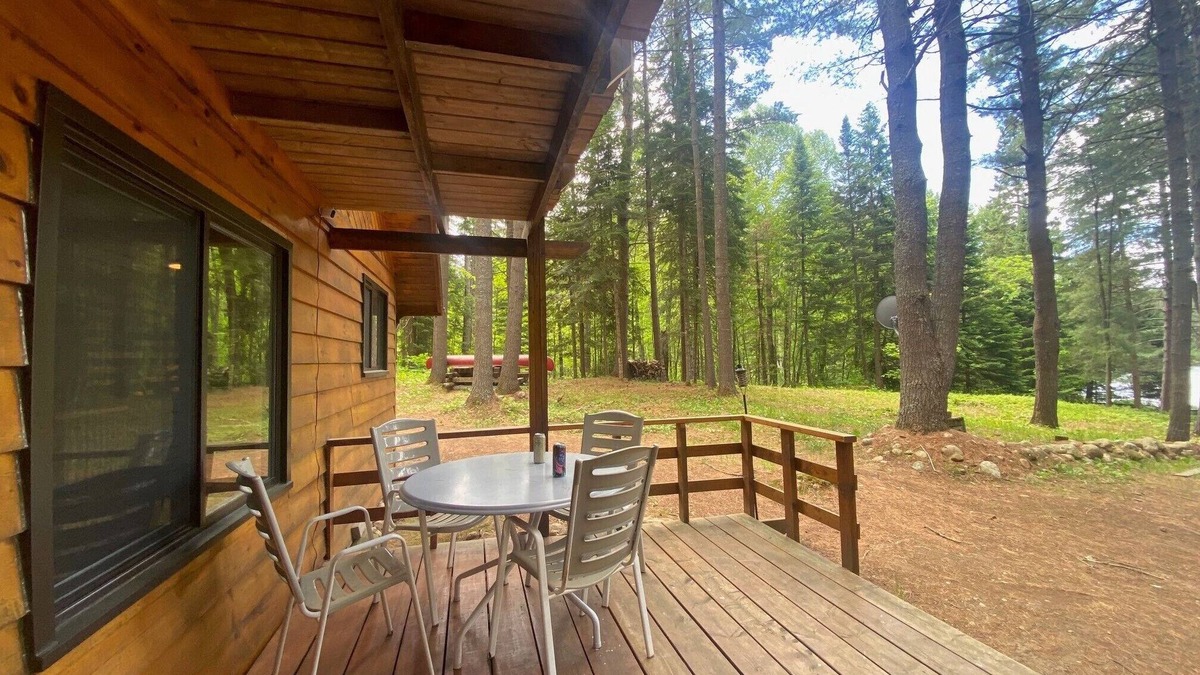 Madawaska Valley Cottage | SUMMERSWIND COTTAGE RETREAT on Wadsworth Lake