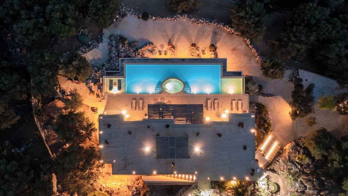 Spartylas Villa | Summerwine Villa 12 Guests Luxury Villa | Infinity Pool & Magnificent Sea Views