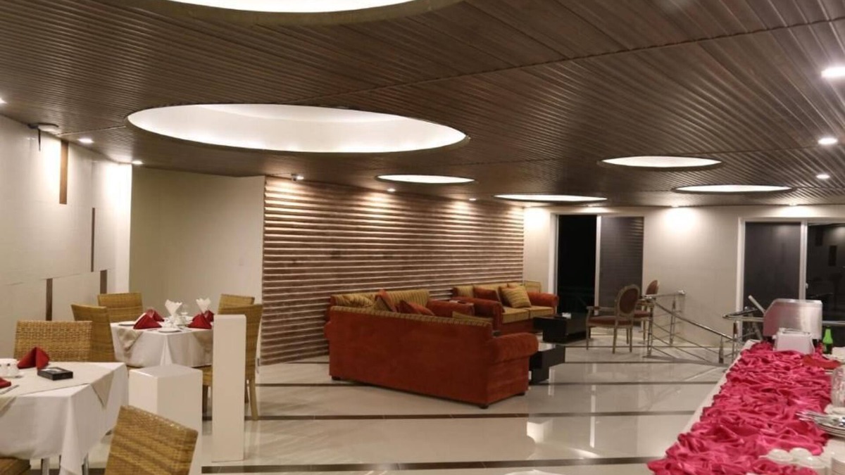 Changla Gali Hotel | Summit Hotel