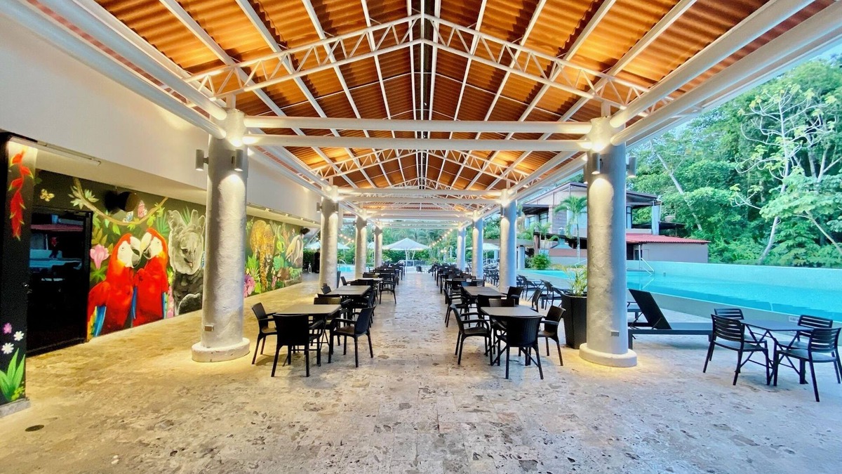 Paraiso Hotel | Summit Rainforest & Golf Resort