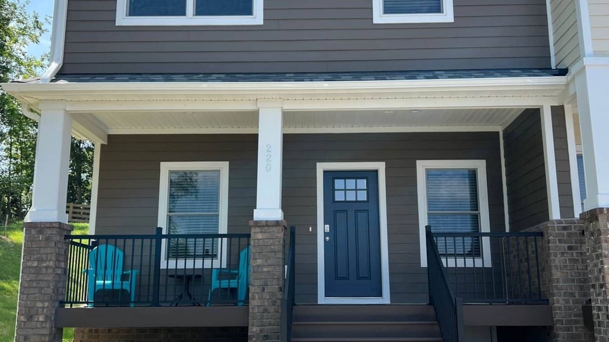 Blacksburg House | Summit Townhouse , New Townhome In The Summit Community-Blacksburg, VA