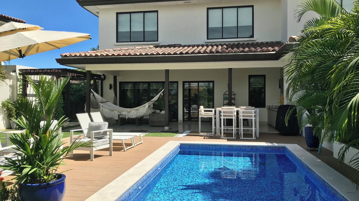 Rio Hato House | Sumptuous 4 bedroom townhome