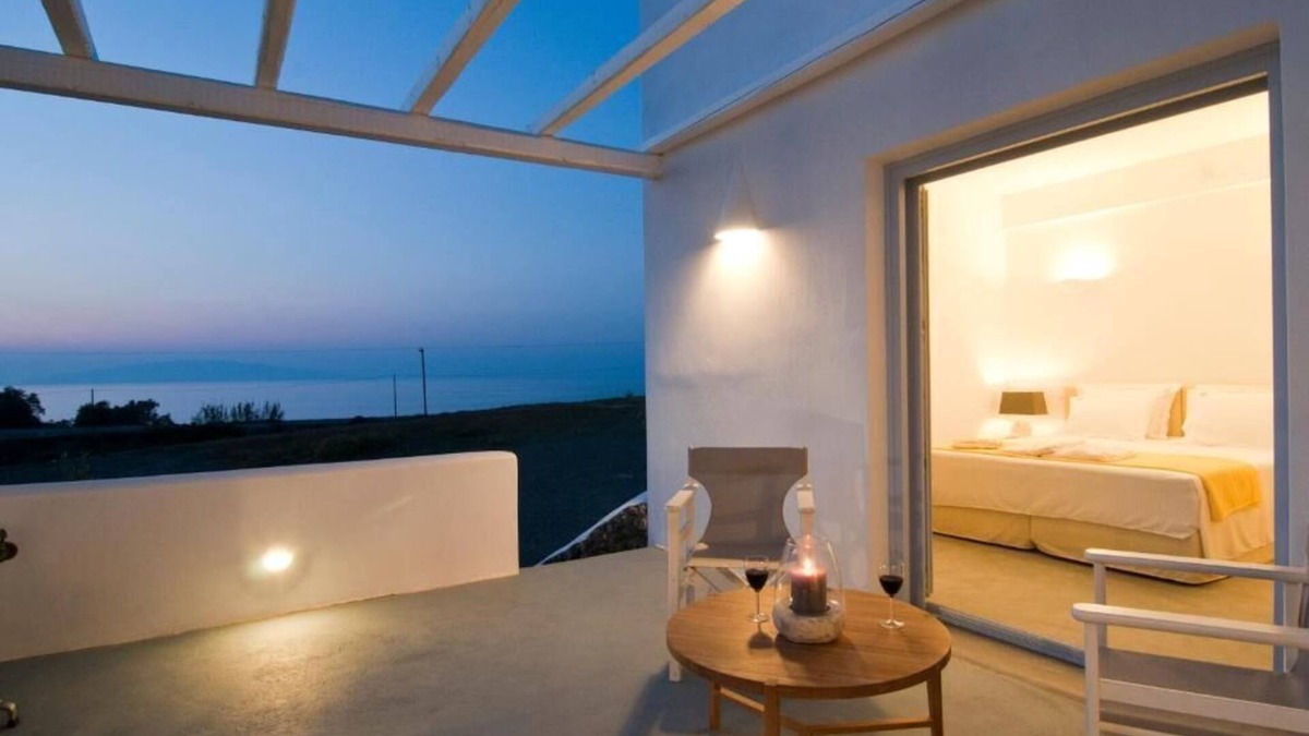 Kamari Resort | Sun Anemos Resort, Elegant & sophisticated resort in Santorini