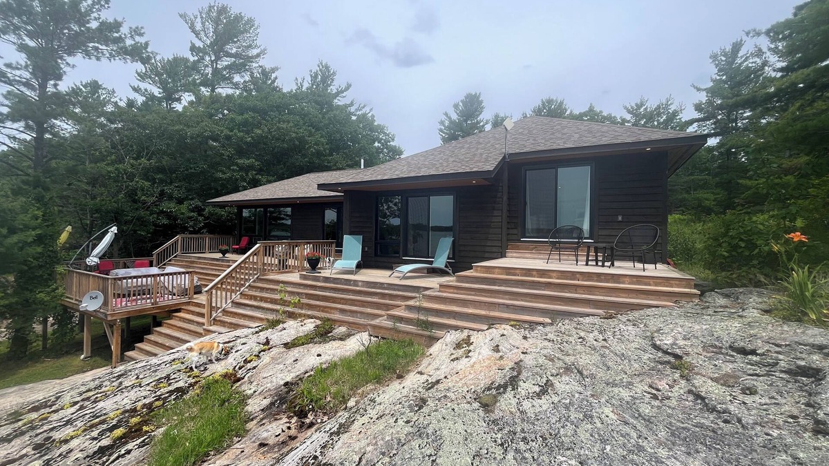 The Archipelago House | Sunset Heights Awaits Your Arrival