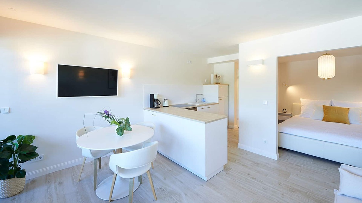 Weissbach Apartment | Sun deck apartment with mountain view, 40 sqm, sleeping alcove