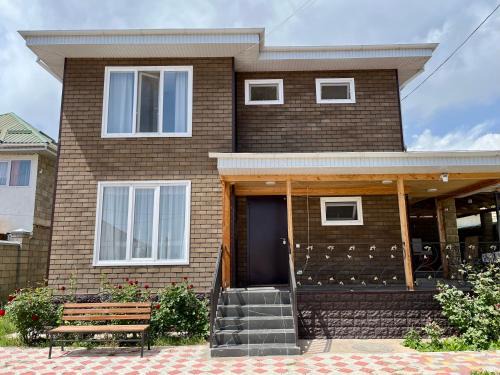 Cholpon-Ata House | Sun House