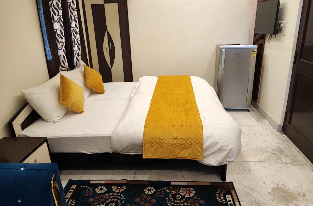 Rohini Hotel | Sun Moon Residency and Apartments, Hotels in Rohini