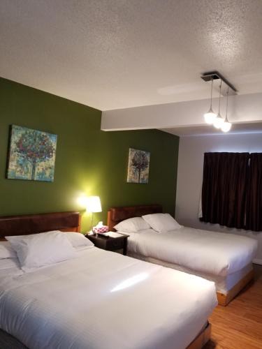 Sundre Hotel | Sun Plaza Motel