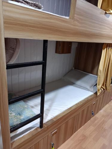 Fort House | Sun Shine AC Dormitory