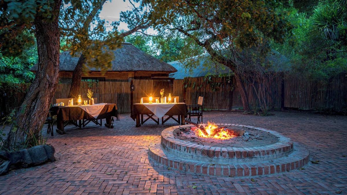 Thorny Bush Game Reserve Cabin | Sunbirds Oasis Lodge