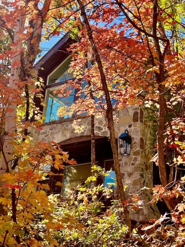 Sundance House | Sundance carriage house romantic Sleeps 5