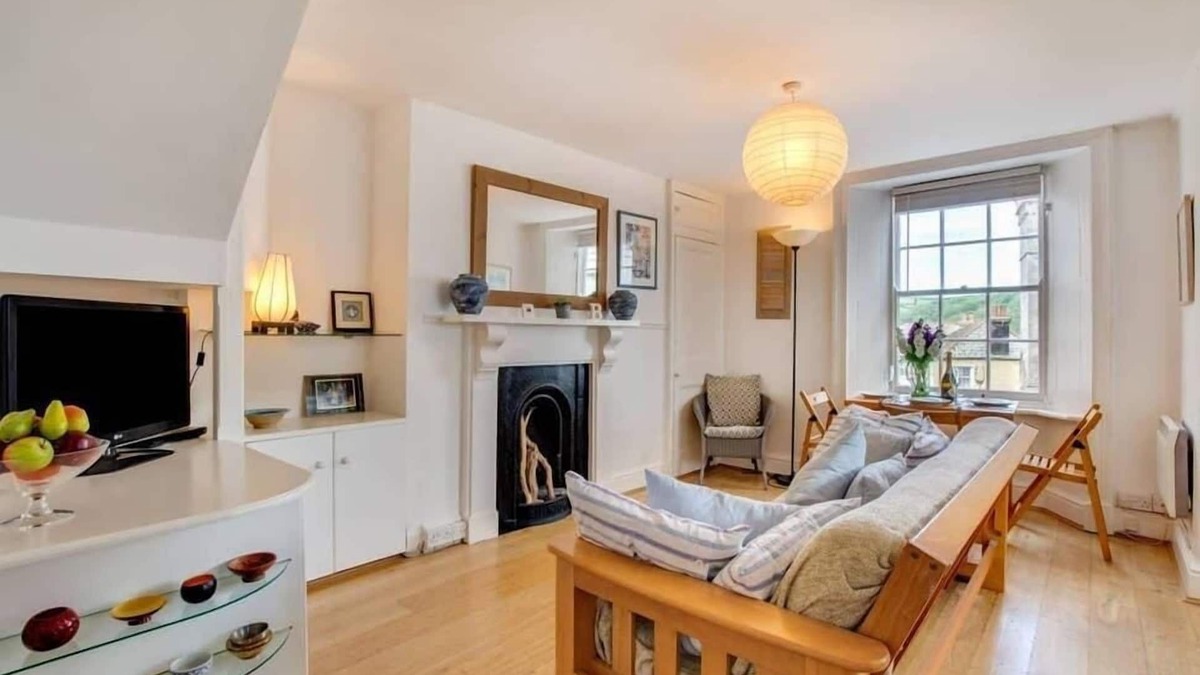 Fowey Cottage | Sundance Cottage, Central Fowey. Sea Views!
