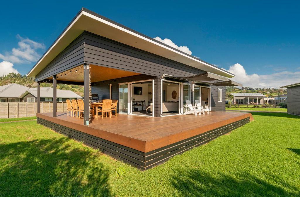 Cooks Beach House | Sundaze Escape - Cooks Beach Holiday Home