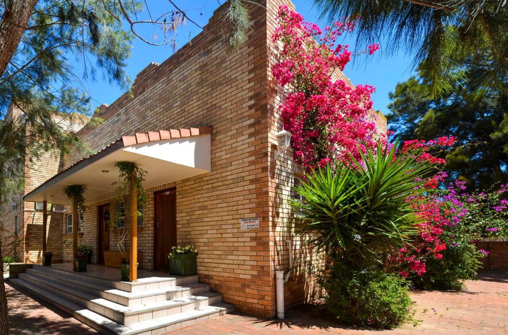 Colchester House | Sundune Guest House