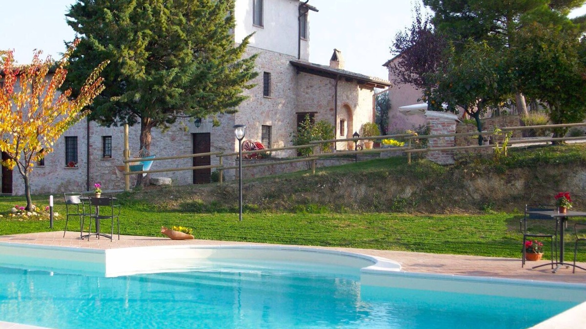 Giano dell'Umbria Other | Sunflower Apartment with pool