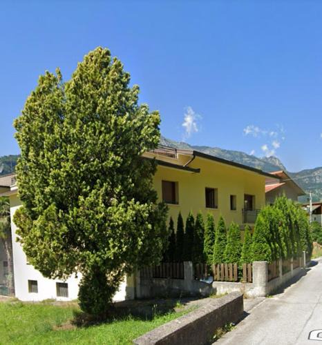 Longarone Apartment | Sunflower Apartment
