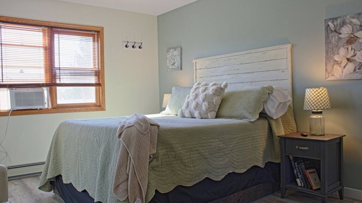 Charlevoix Bed & Breakfast | Sunflower Inn - Magnolia Room at Charlevoix's newest bed & breakfast