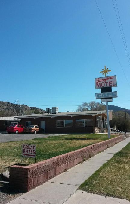 Bicknell Hotel | Sunglow Motel