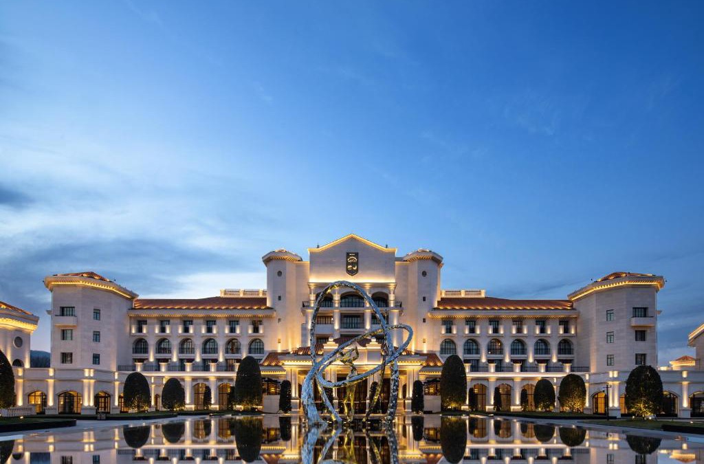 Qixia District Hotel | Suning Zhongshan Golf Resort