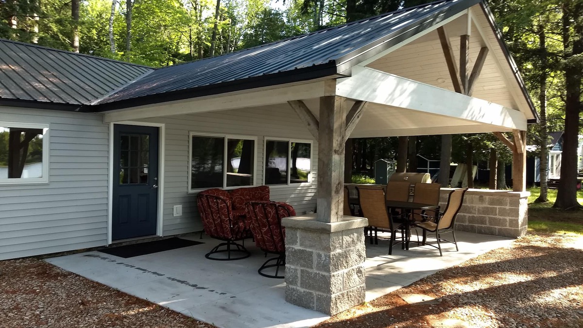 Posen Cottage | Sunken Lake Cottage, w/2 Kayaks, Paddle Boat and Canoe