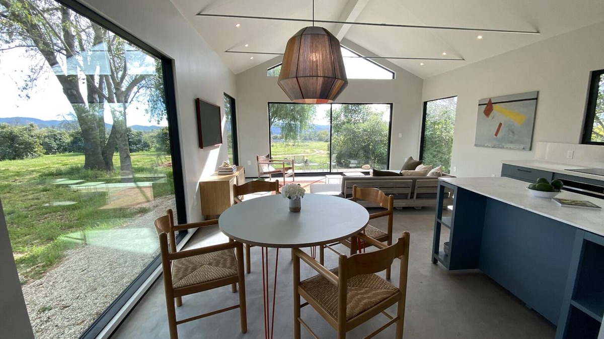 Ojai House | Sunlight filled retreat on acres of organic orchards with mountain views.