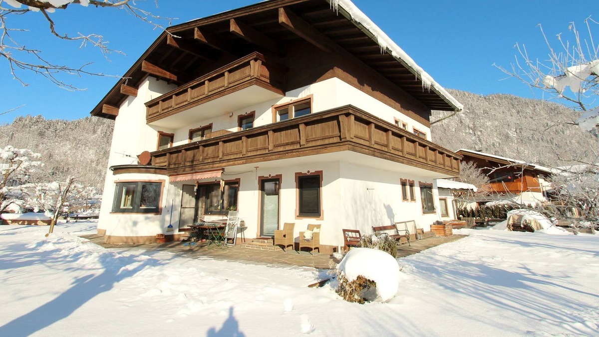 Kirchdorf in Tirol Apartment | Sunlit Apartment near Ski Area in Tyrol