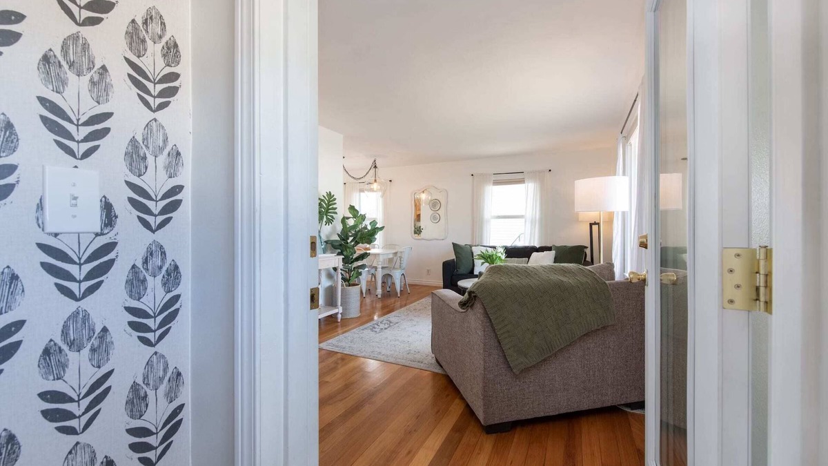 North Spokane House | Sunlit Scandi House - Large Yard, Great Location!
