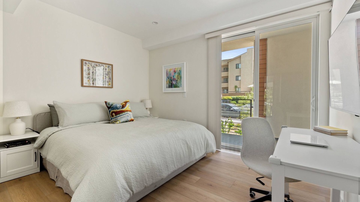 Pacific - Edison Apartment | Sunny 1 Bedroom Gem in Glendale