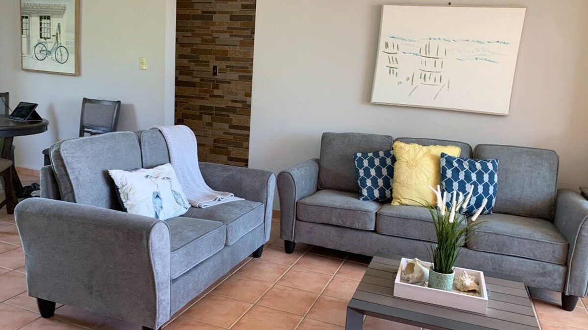 Loiza Condo | Sunny 2-bedroom condo by the beachn
