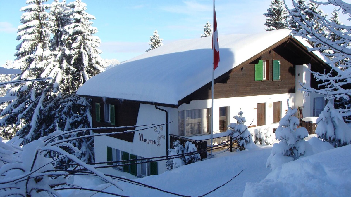Vilters-Wangs Apartment | Sunny 3 BR FeWhng at 1500 meters above sea level directly at the ski resort.