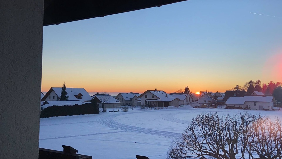 Uehlingen-Birkendorf Apartment | Sunny apartment - discount 25 % from 30 days