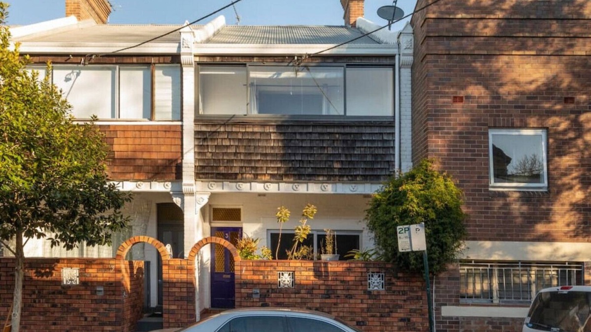 Surry Hills Condo | Sunny Apartment in Surry Hills