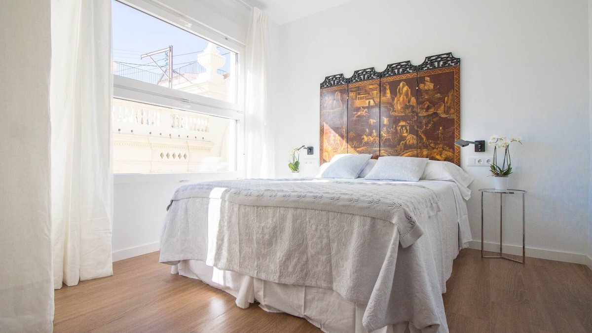 Sant Francesc Apartment | Sunny apartment in the heart of Valencia city