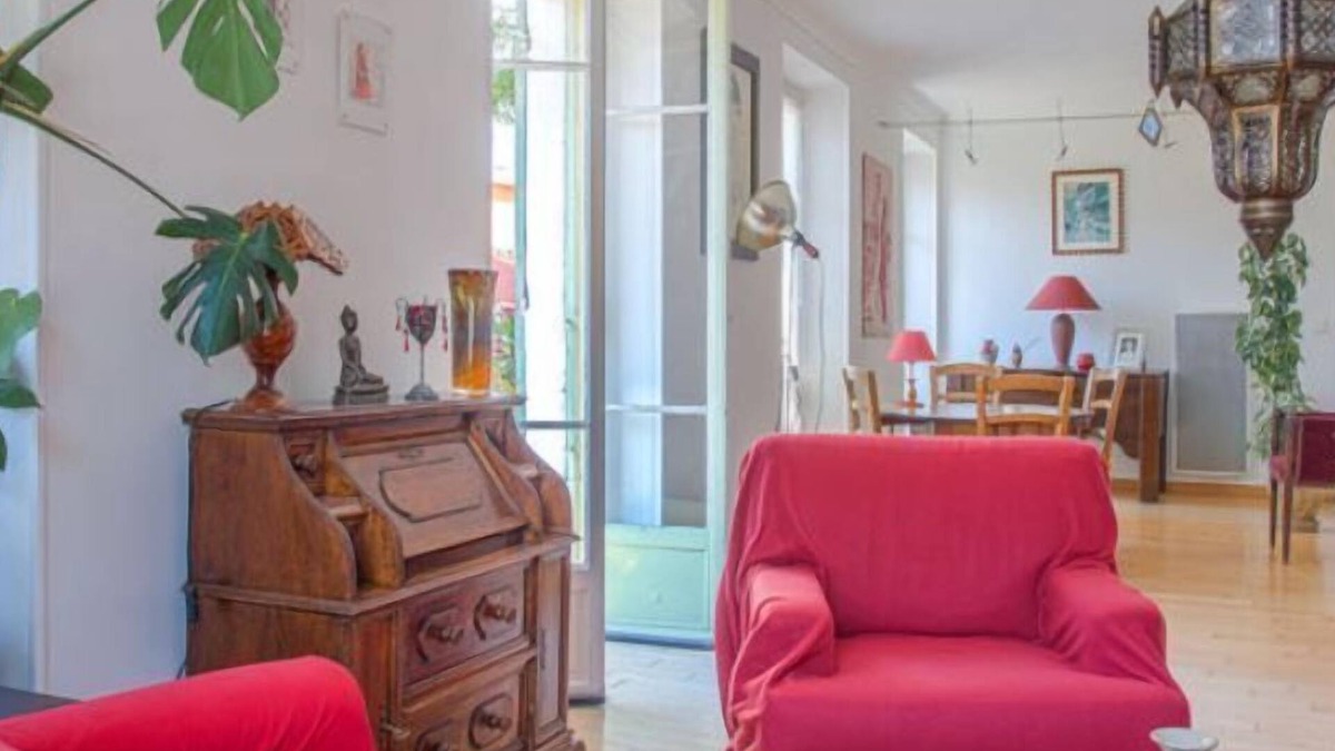 Old Town Apartment | Sunny Apartment in the Old Town air- conditioning