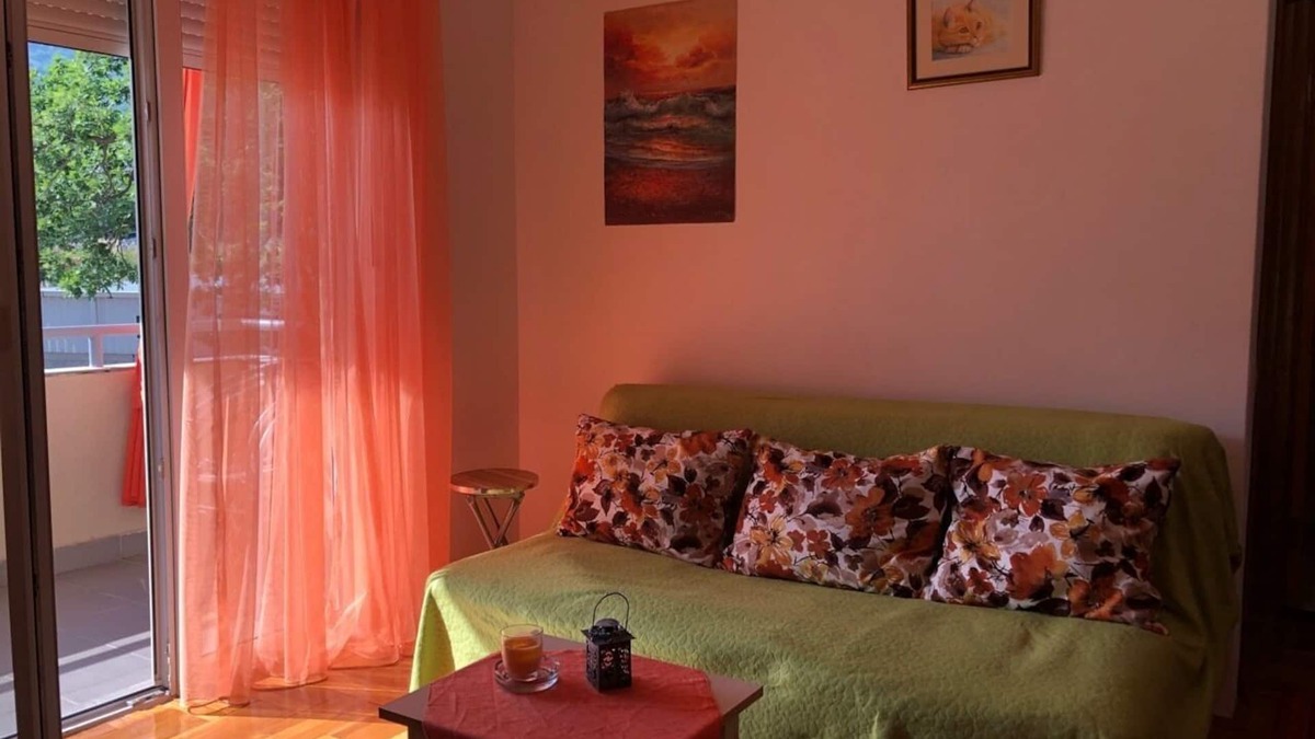 Babilonija Apartment | Sunny apartment with balcony