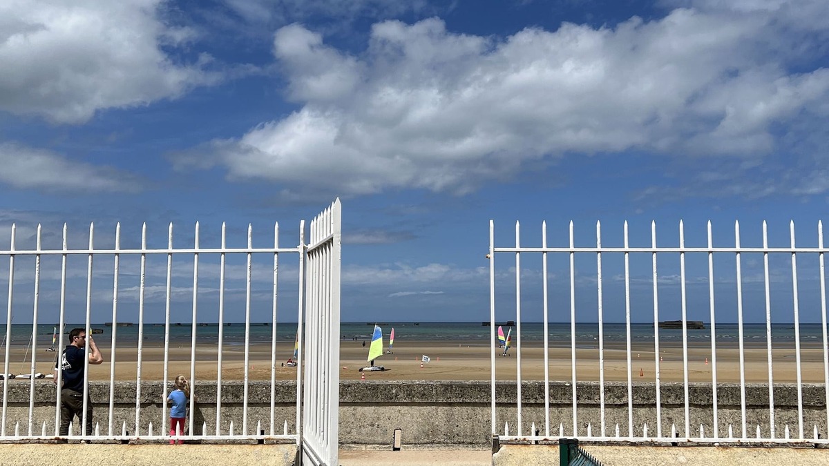 Saint-Come-de-Fresne Apartment | Sunny Apt on D-Day Beach with Parking